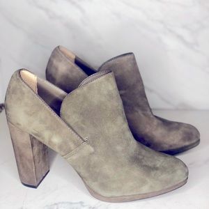 Me Too brand Olive green/grayish Booties